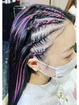 マドゥーズ ヘアショップ(Madoo's hair shop) サイドコーンロウ