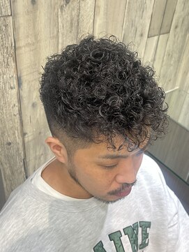 トムキャット(TOM CAT) 【新宿TOMCAT】フェイドスパニッシュパーマ