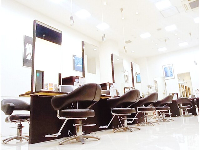 ヘアーアンドネイル フィフティーン ラブ 仙台泉大沢店(Hair&Nail Fifteen Love)