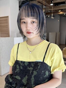 ディッセンバー 神宮前(December) Blue×White/レイヤーカット