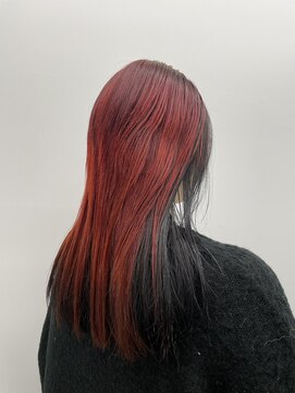 ヴァーディ オモテサンドウ(Vardy omotesando) 赤髪/インナーカラー/デザインカラー