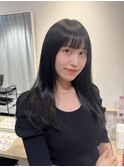 ブルーブラックでトーンダウン！