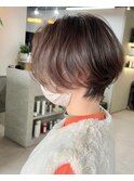 ふんわり前下がりショート