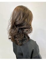 コニーズヘアサロン(Connie's Hair Salon)&nbsp;コテで巻いたようなデジタルパーマ