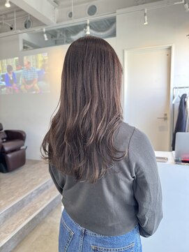 ロカ 表参道(loka) 小顔/ミルクティベージュ[表参道/ブリーチ/ハイライト]Mai