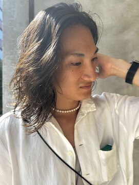 イニ 福井店(ini) ミディアムロング×スパイラルパーマ《出海》