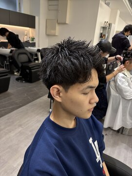 ビカムメンズヘアー 栄店(become men's hair) 大人の短髪スパイキーショート
