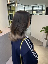 ナイロ(NiLO)&nbsp;ホワイトベージュグラデーションカラー
