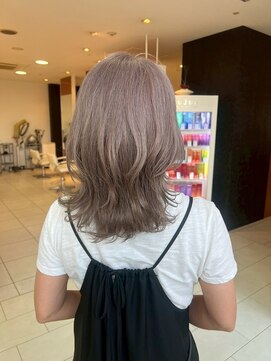 ラシェンテ エイジア 高槻(La Sente Aja) Color Lounge ラベンダーグレージュハイライト