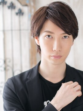 メンズヘア ビーセカンド 草加店(MENS HAIR B-2) 斜めバングダークブラウンビジネスス―ツメンズショートa1草加