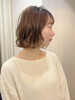 クオート(quoit) ゆるふわ外ハネ×ハイライトボブ ベージュカラー