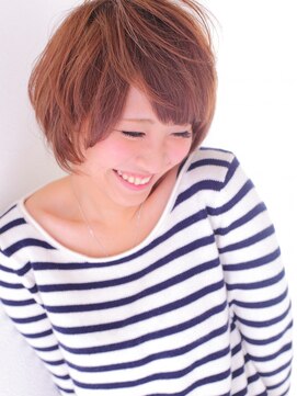 ヘルブラウ ヘアーデザイン(hellblau hair design) カジュアルボブ