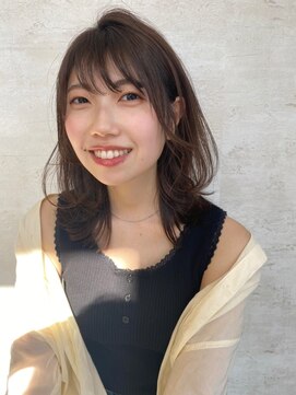 フィーカ(fika) おとなミディアムレイヤー