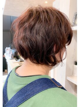 キャアリー(Caary) 福山市パーマ人気キャアリーのハニーピンクショートボブ