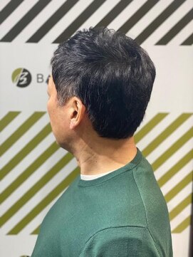 バーバーバー 四谷(BARBER-BAR) ワンセクションフォワードシェープスタイル