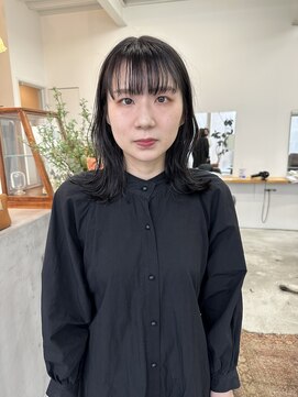 フィル(fil) ミディアム/ダークネイビー