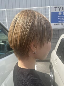 ベリー(berry) マッシュヘアー