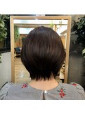襟足長めの可愛さショートスタイル