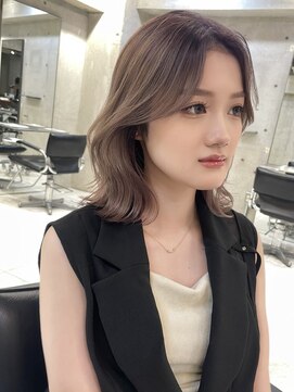 サイン 表参道(SIGN) 韓国ヘアーハッシュカットレイヤーカットグレージュブリーチ無し