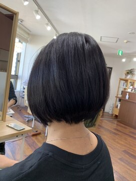 ミリ 国分寺(Mili) グラデーションボブ