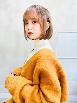 メーヴェ(Mowen) mowen 切りっぱなしボブ×内巻き×柔らかベージュ