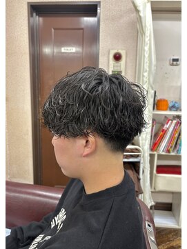 アート(art) 波巻きパーマ