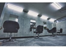 アクティ 柏店の雰囲気（座席■柏/バーバー/パーマ/ツイストスパイラル/ニュアンスパーマ）