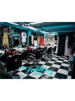 【高円寺メンズ専門店】カッコいいプライベート空間で人目を気にせず、髪と向き合う時間を/理容室/メンズ