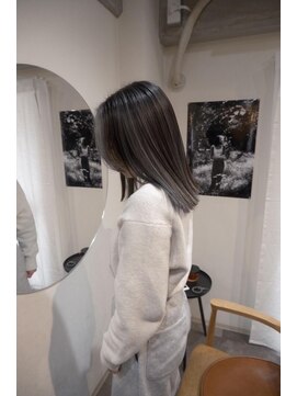 ニード(need) コントラストハイライト/デザインカラー/髪質改善20代