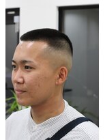 バーバーライラック(BARBER Lilac) バズカット スキンフェード