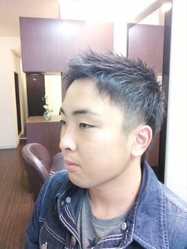 ヘアメイク ビス(Hair Make Bis.) ツーブロックスタイル