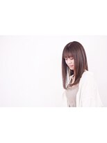 ウタ&nbsp;【ｕｔａ　五十嵐】　髪質改善ヘアエステ×ハイライト