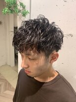 エル(EL by green)&nbsp;【YUKI】ショートレイヤー×ソフトツーブロック×刈り上げ