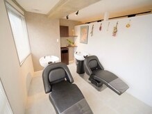 ★アロマクリームヘッドスパでリラックス◆フルフラットシャンプーベッド完備★