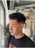日本橋スキンフェードパーマバーバースタイル