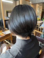 ニカ(NIKA) 緩やかな前下がりスタイル