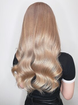 アルマバイロサ(ALMA by ROSA) ハイトーンブロンドベージュ