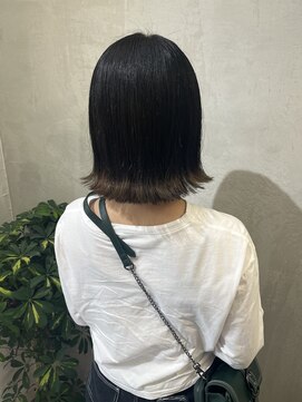 ロンドエニカ 大宮(Lond enika) ぱっつんボブ×シルバー裾カラー 大宮