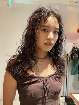 ドーター(daughter) 【daughter mami】産毛までくるくるカーリーヘア