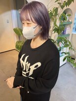 ユヌ(Une)&nbsp;グレーバイオレッミディアムボブ