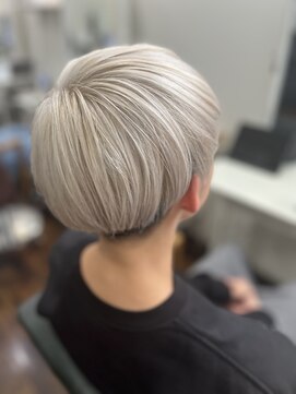 アークス(Ark'ss) ホワイトベージュ