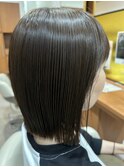 アッシュブラウン/切りっぱなしボブ