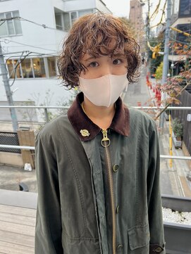 ビューズ(VIEWS) マニッシュパーマくるくるパーマ前髪パーマくせ毛風パーマ表参道