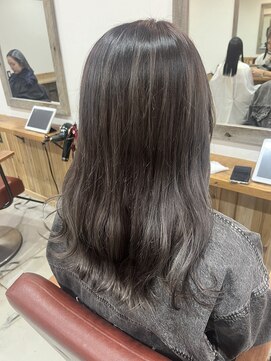 ノーム 横浜(NORM) グレージュ