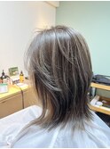 白髪目立たないハイライト×外ハネ