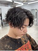 熊本メンズパーマ ツイストスパイラル ウェーブセンターパート