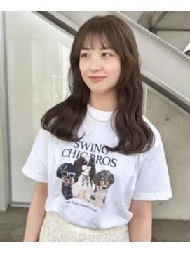 ローウェ 新百合ヶ丘(Louwe) 外ハネ小顔ロングボブベージュカラー[新百合ヶ丘/新百合ヶ丘駅]