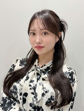 レイヤーカット/韓国ヘア/顔まわりカット @lucxia_tsubasa