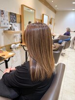 ステラバイケンジ 藤沢(STELLA by KENJE)&nbsp;白髪ぼかし細めハイライト30代40代50代【藤沢　藤沢駅】