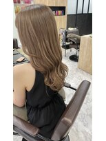 ルオーブ(L'aube)&nbsp;ロング　巻き髪　レイヤー　明るめ　韓国風　顔周りレイヤー